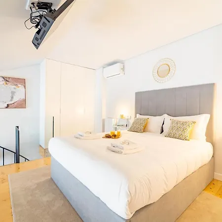 Charming Studio Goncalo Velho By House And People Apartment *