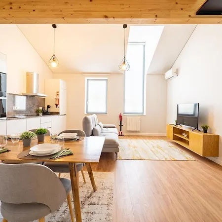 Charming Studio Goncalo Velho By House And People Apartment