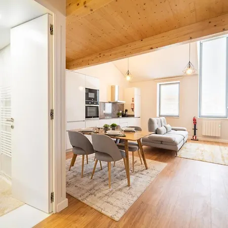Charming Studio Goncalo Velho By House And People Viana do Castelo