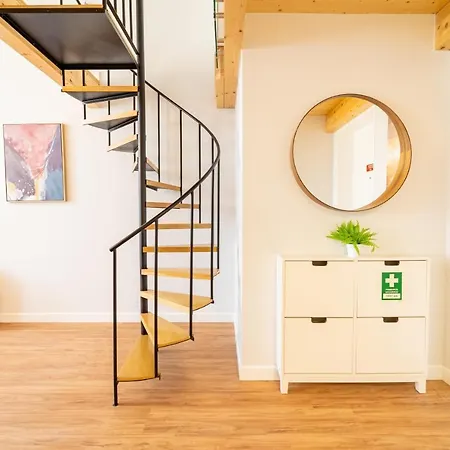 Charming Studio Goncalo Velho By House And People Viana do Castelo
